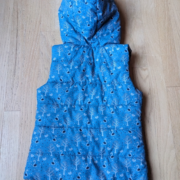 Copper Key girl's hooded puffer vest with swan print - Picture 14 of 14